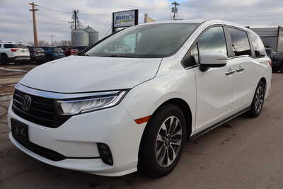 2023 Honda Odyssey, $27995. Photo 1