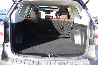 2018 Subaru Forester, $17500. Photo 11