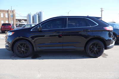 2021 Ford Edge, $15995. Photo 8
