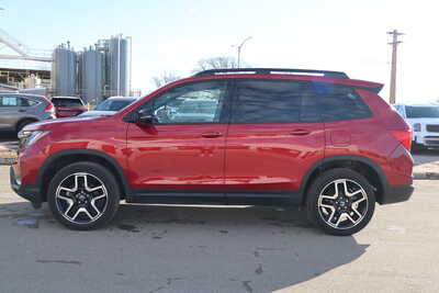 2023 Honda Passport, $28900. Photo 8