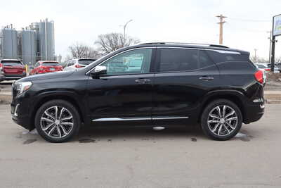 2018 GMC Terrain, $17500. Photo 8