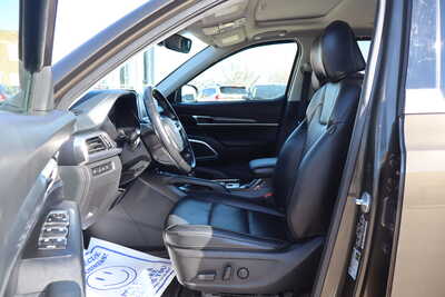 2022 Kia Telluride, $20500. Photo 5