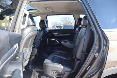 2022 Kia Telluride, $20500. Photo 6