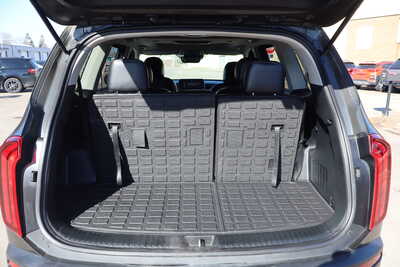 2022 Kia Telluride, $20500. Photo 12