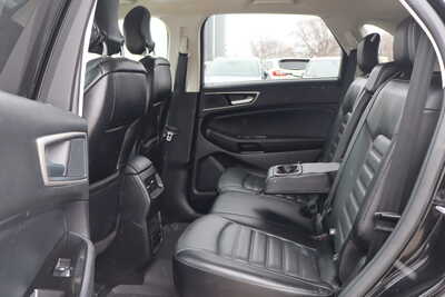2018 Ford Edge, $12995. Photo 7