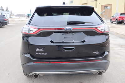 2018 Ford Edge, $12995. Photo 11
