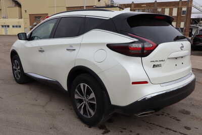 2021 Nissan Murano, $16500. Photo 4