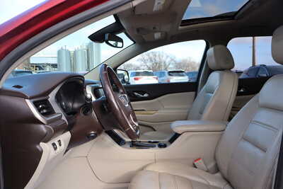 2019 GMC Acadia, $16995. Photo 5