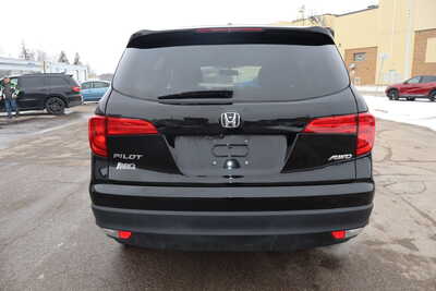 2018 Honda Pilot, $16900. Photo 10