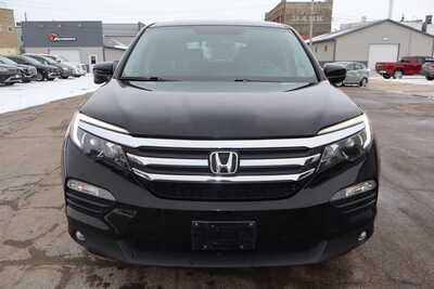 2018 Honda Pilot, $16900. Photo 12