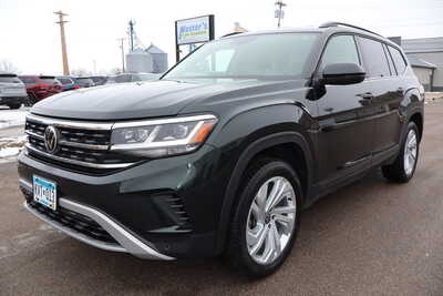 2021 Volkswagen Atlas, $19900. Photo 1