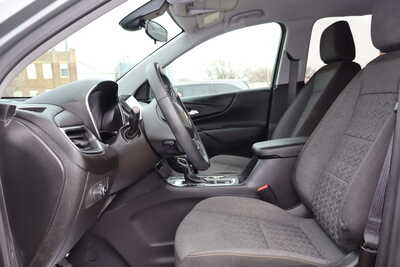 2024 Chevrolet Equinox, $17500. Photo 5