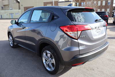 2020 Honda HR-V, $14500. Photo 4