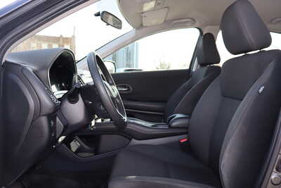 2020 Honda HR-V, $14500. Photo 5