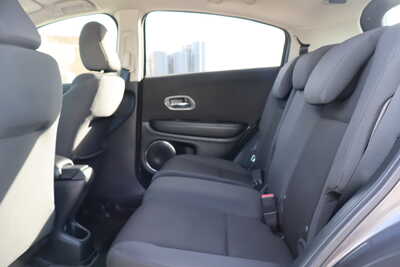 2020 Honda HR-V, $14500. Photo 6