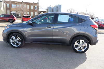 2020 Honda HR-V, $14500. Photo 8