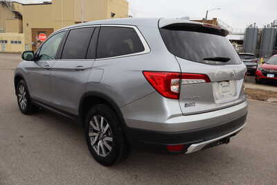 2019 Honda Pilot, $17500. Photo 4