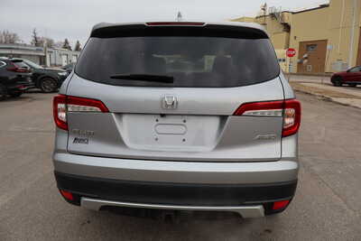 2019 Honda Pilot, $17500. Photo 10
