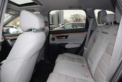 2022 Honda CR-V, $21995. Photo 6