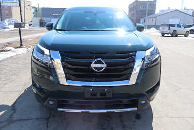 2022 Nissan Pathfinder, $21500. Photo 12