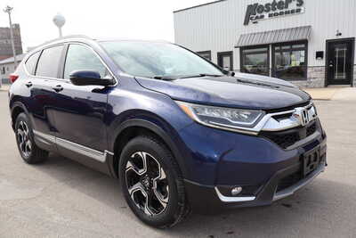 2017 Honda CR-V, $16500. Photo 2