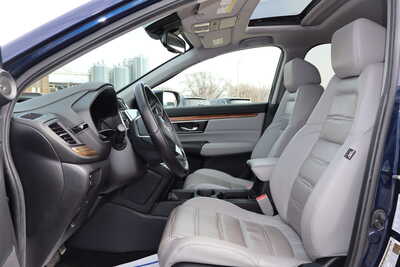 2017 Honda CR-V, $16500. Photo 5