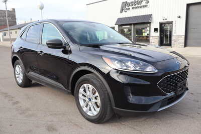 2022 Ford Escape, $14995. Photo 2