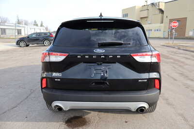 2022 Ford Escape, $14995. Photo 10