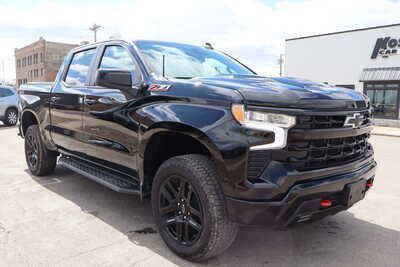 2025 Chevrolet 1500 Crew Cab, $43995. Photo 2
