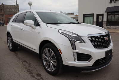 2023 Cadillac XT5, $23995. Photo 2
