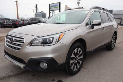 2016 Subaru Outback, $12900. Photo 1