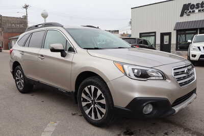 2016 Subaru Outback, $12900. Photo 2