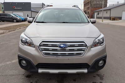 2016 Subaru Outback, $12900. Photo 12