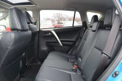 2017 Toyota RAV4, $19995. Photo 6