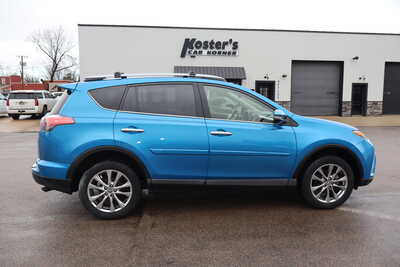 2017 Toyota RAV4, $19995. Photo 9