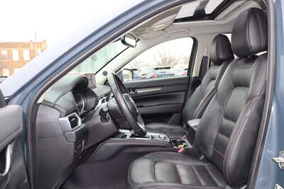 2023 Mazda CX-5, $18900. Photo 5