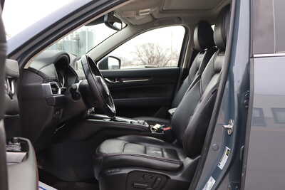 2023 Mazda CX-5, $18500. Photo 10