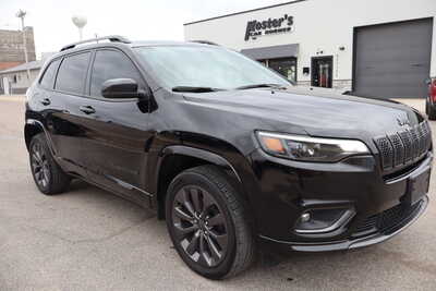 2020 Jeep Cherokee, $14995. Photo 2