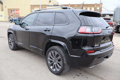 2020 Jeep Cherokee, $14995. Photo 4