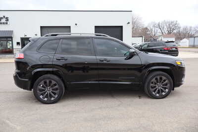 2020 Jeep Cherokee, $14995. Photo 9