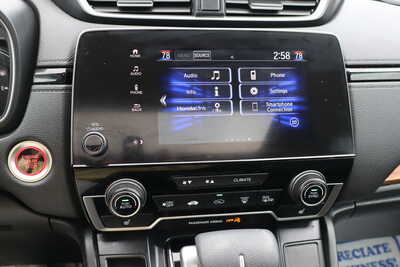 2017 Honda CR-V, $13995. Photo 7