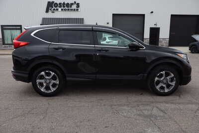 2017 Honda CR-V, $13995. Photo 9
