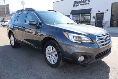2017 Subaru Outback, $12995. Photo 2