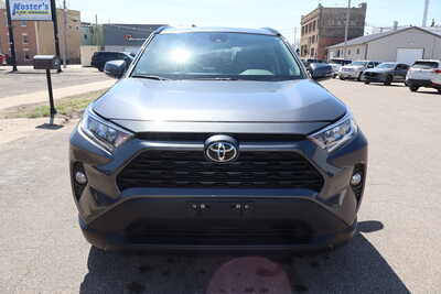 2021 Toyota RAV4, $22500. Photo 12