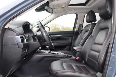 2023 Mazda CX-5, $18500. Photo 5