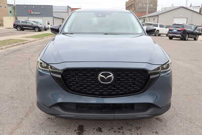 2023 Mazda CX-5, $18500. Photo 12