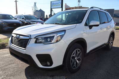 2021 Subaru Forester Premium's photo