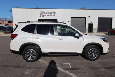 2021 Subaru Forester, $17995. Photo 9
