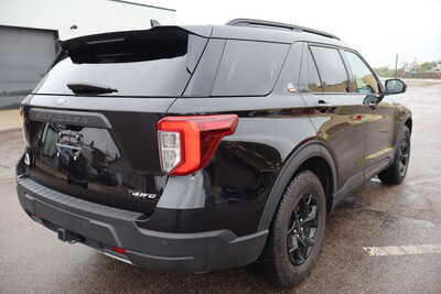 2023 Ford Explorer, $29995. Photo 3