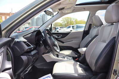 2020 Subaru Forester, $17500. Photo 5